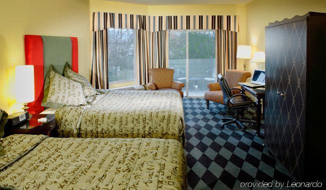 Plaza Inn & Suites At Ashland Creek Zimmer foto